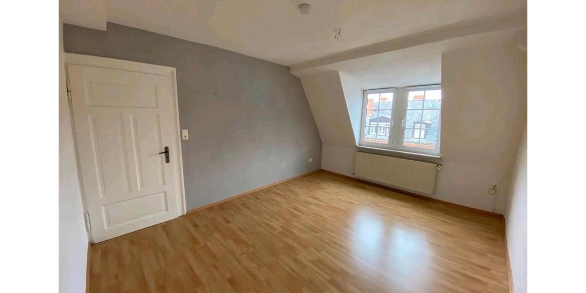 Dachgeschoßwohnung Bayreuth City - 2 Zimmer, 65 m&sup2;, 680&euro; | Angebot:26694040