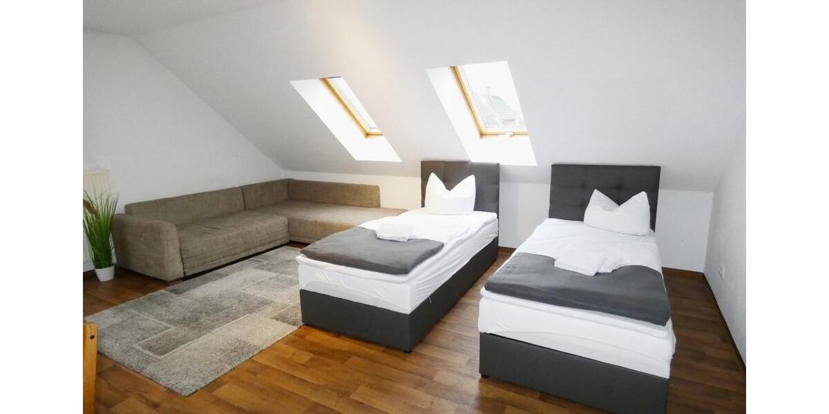Wohnen auf Zeit Schwandorf - 3 Zimmer, 92 m&sup2;, 17&euro; | Angebot:9956254
