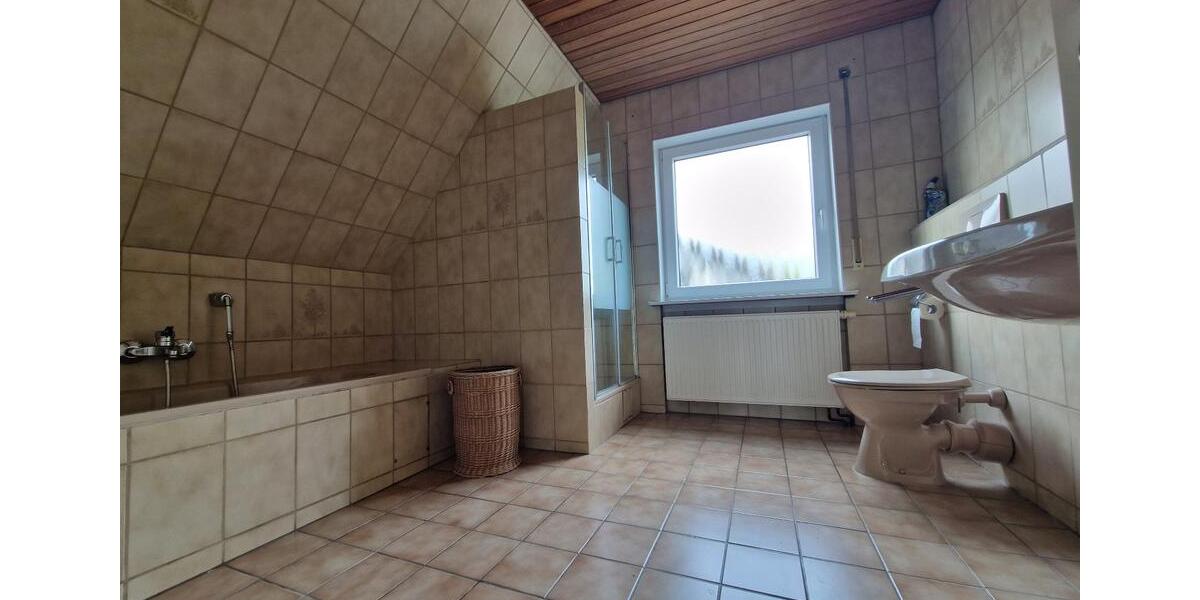 Einfamilienhaus Stadland Schwei - 5 Zimmer, 122 m&sup2;, 1.300&euro; | Angebot:26417091