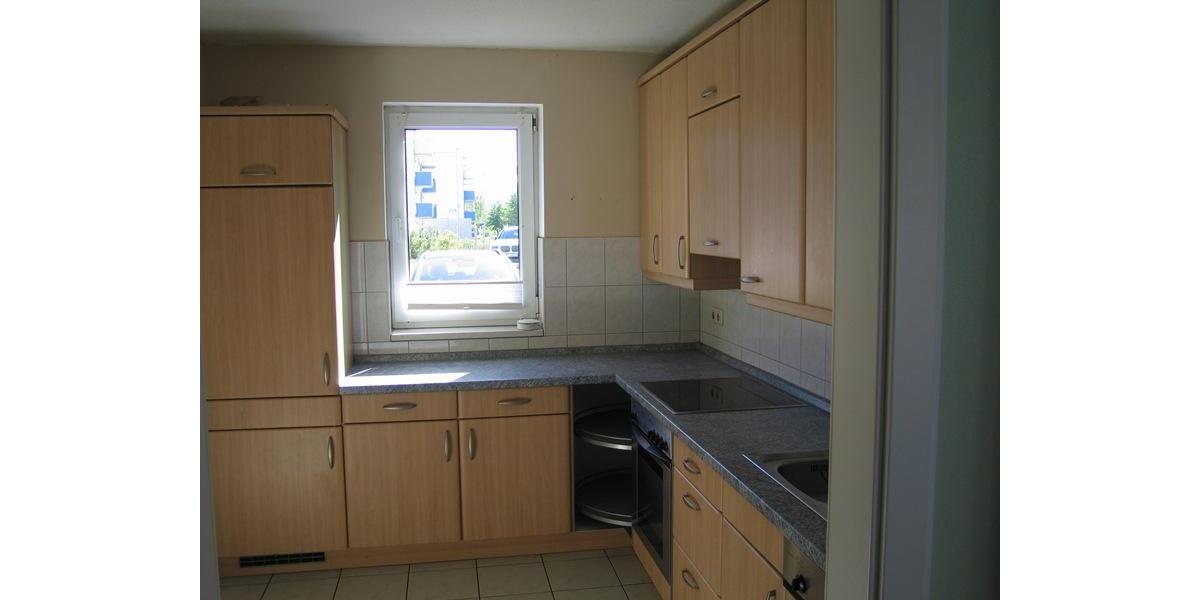 Erdgeschoßwohnung Neubrandenburg - 2 Zimmer, 76 m&sup2;, 750&euro; | Angebot:26521101