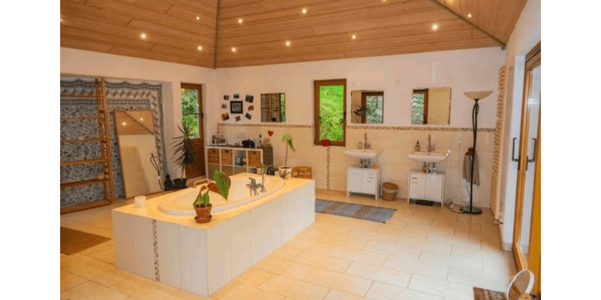 Wohnen auf Zeit Dieblich - 10 Zimmer, 400 m&sup2;, 600&euro; | Angebot:18957990