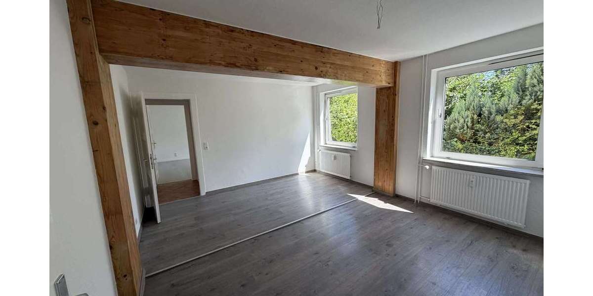 Etagenwohnung Salzgitter Ortschaft Ost - 5 Zimmer, 110 m&sup2;, 767&euro; | Angebot:27257630