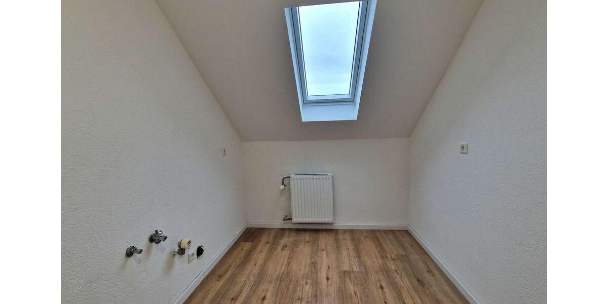 Dachgeschoßwohnung Remshalden - 1 Zimmer, 31 m&sup2;, 495&euro; | Angebot:26545765