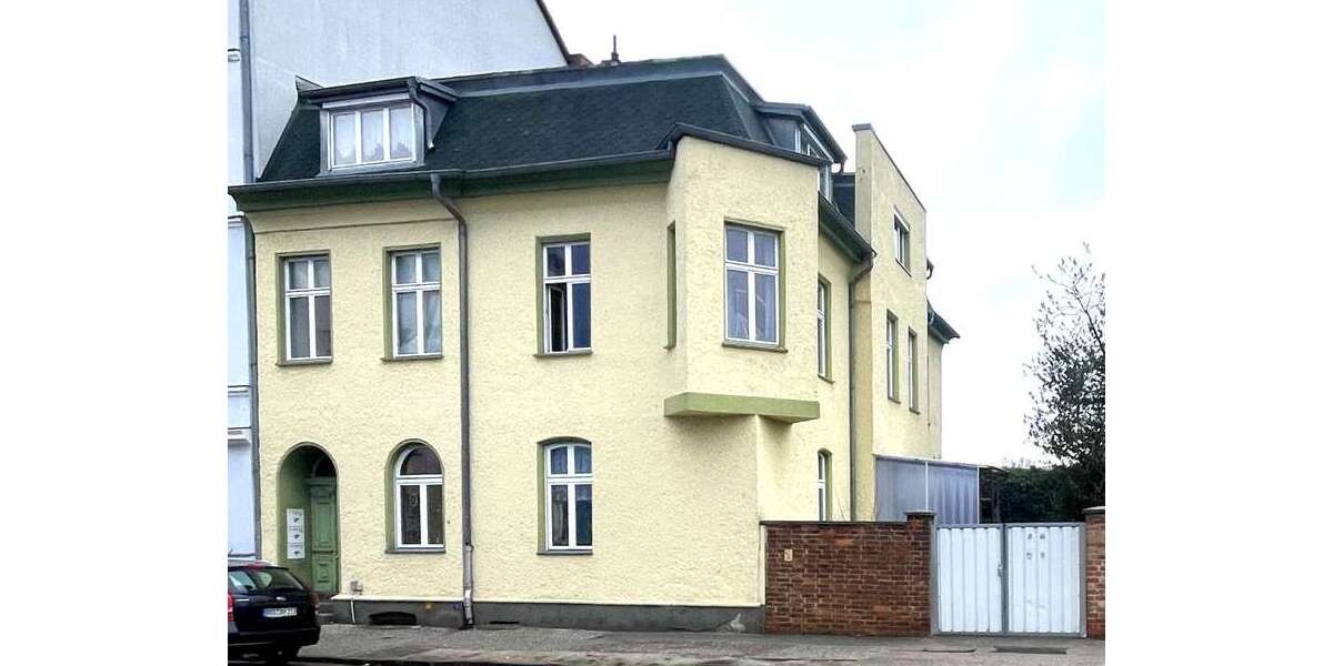 Etagenwohnung Brandenburg an der Havel - 4 Zimmer, 110 m&sup2;, 822&euro; | Angebot:26737072