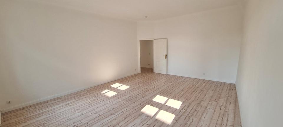 Etagenwohnung Fürstenwalde (Spree) - 3 Zimmer, 100 m&sup2;, 1.000&euro; | Angebot:26645245