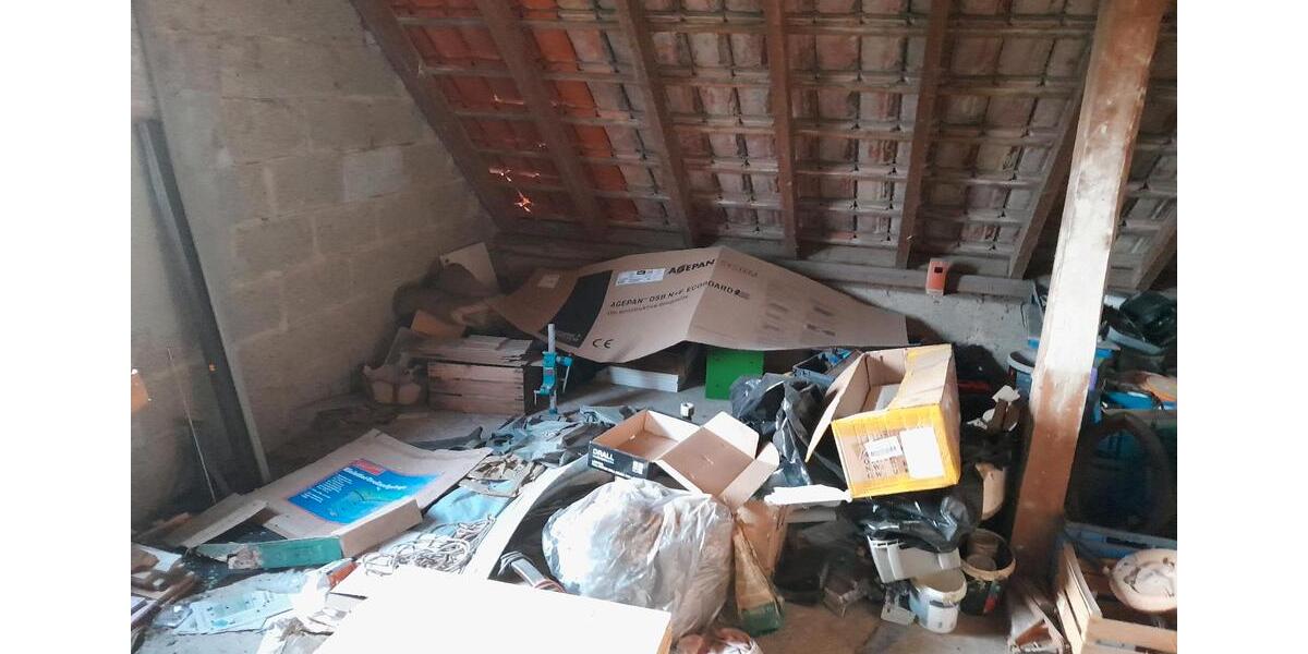 Einfamilienhaus Künzelsau - 8 Zimmer, 160 m&sup2;, 1.300&euro; | Angebot:25414810