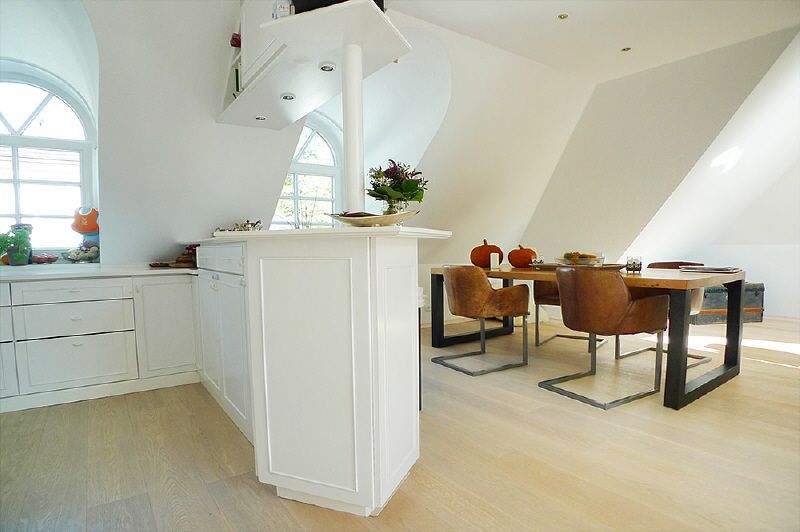 Etagenwohnung München-Solln Thalk.Obersendl.-Forsten-Fürstenr.-Solln - 4 Zimmer, 135 m&sup2;, 2.800&euro; | Angebot:25664896