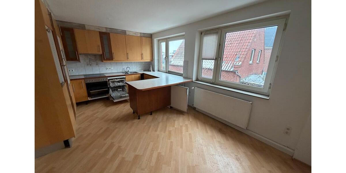 Etagenwohnung Aurich - 4 Zimmer, 100 m&sup2;, 800&euro; | Angebot:24801378