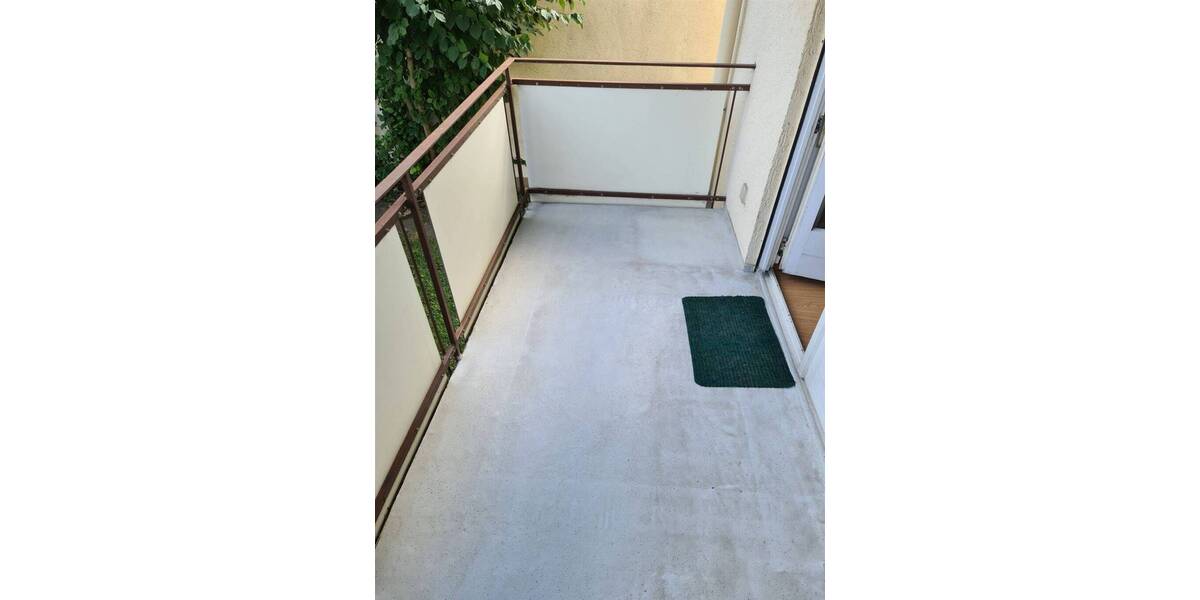 Etagenwohnung Ebringen - 4 Zimmer, 110 m&sup2;, 1.420&euro; | Angebot:26330161