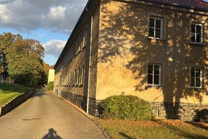 Wohnung Hötensleben - 3 Zimmer, 80 m&sup2;, 200&euro; | Angebot:24773298