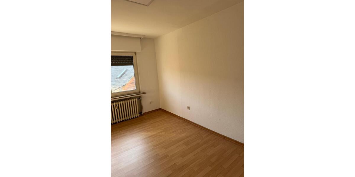 Maisonettenwohnung Troisdorf Bergheim - 4 Zimmer, 107 m&sup2;, 1.400&euro; | Angebot:25302828