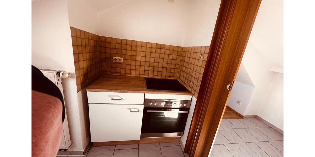 Dachgeschoßwohnung Wurzbach - 3 Zimmer, 63 m&sup2;, 380&euro; | Angebot:26544352