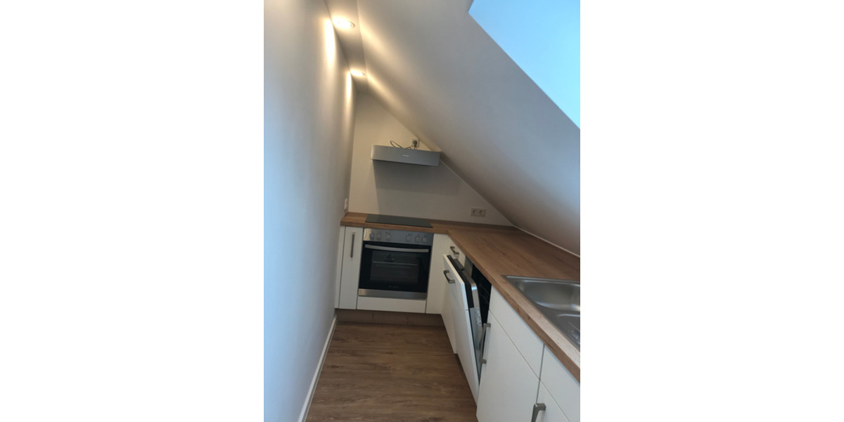 Dachgeschoßwohnung Bonn Friesdorf - 1 Zimmer, 64 m&sup2;, 1.160&euro; | Angebot:24342087