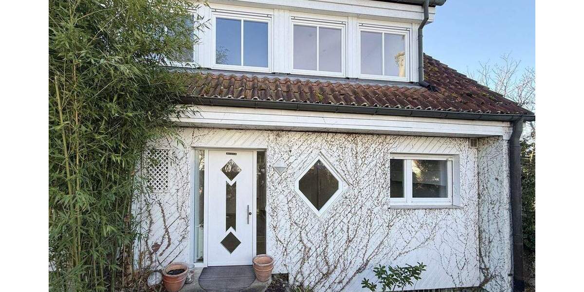 Mehrfamilienhaus, Wohnhaus Nürtingen - 5 Zimmer, 175 m&sup2;, 2.700&euro; | Angebot:24557708