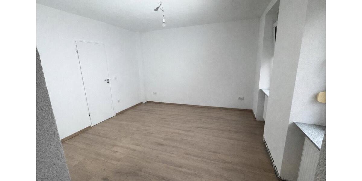 Erdgeschoßwohnung Sulzbach (Saar) - 2 Zimmer, 65 m&sup2;, 550&euro; | Angebot:26341066