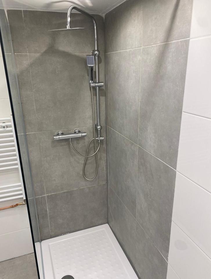 Sanierte 3.5-Zi-Souterrain-Wohnung ab sofort verfügbar zimmer