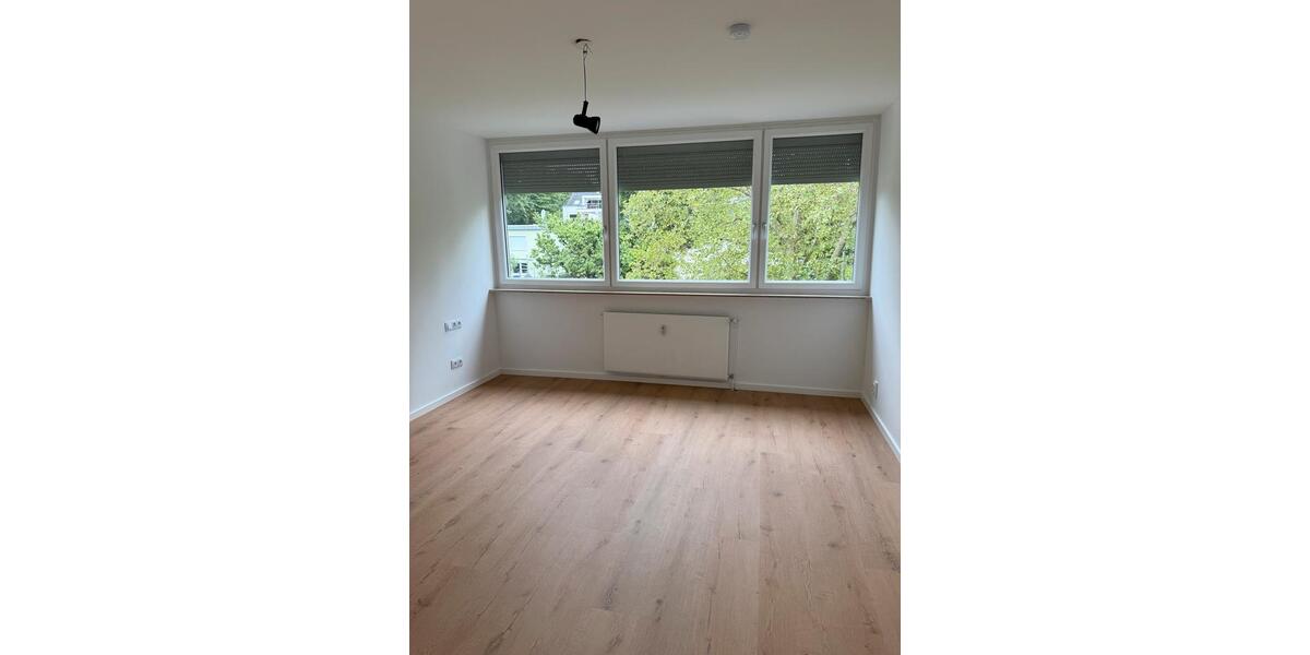 Etagenwohnung Bonn Lannesdorf - 4.5 Zimmer, 98 m&sup2;, 1.450&euro; | Angebot:26639557
