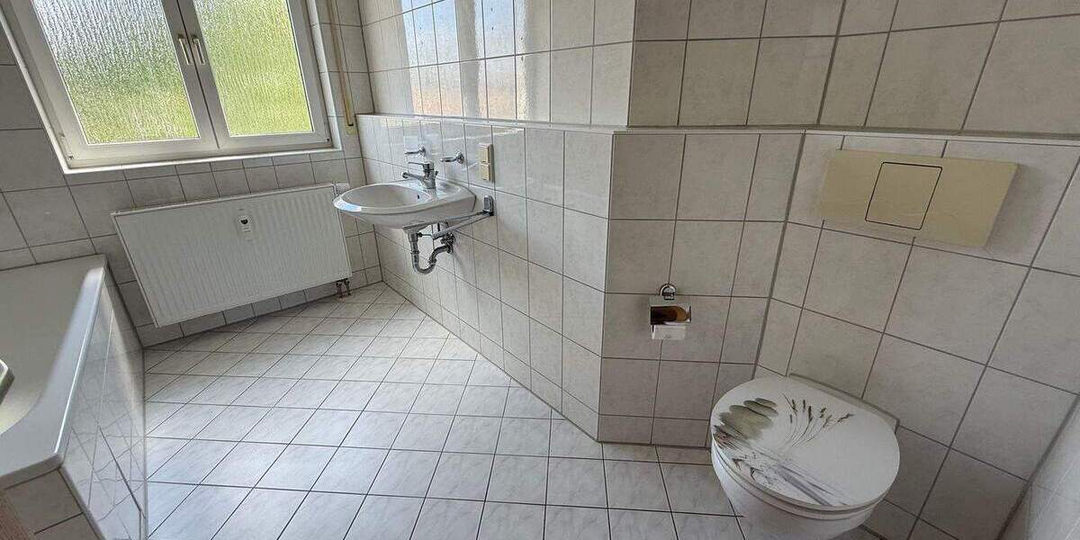 Etagenwohnung Flöha - 2 Zimmer, 60 m&sup2;, 425&euro; | Angebot:26731130