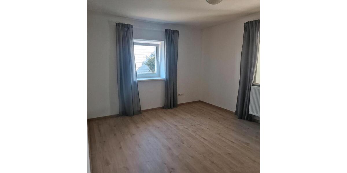 Erdgeschoßwohnung Burghausen - 3 Zimmer, 56 m&sup2;, 780&euro; | Angebot:25839167