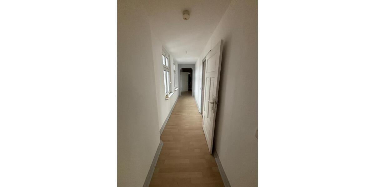 Etagenwohnung Salzwedel - 3 Zimmer, 85 m&sup2;, 390&euro; | Angebot:25841704
