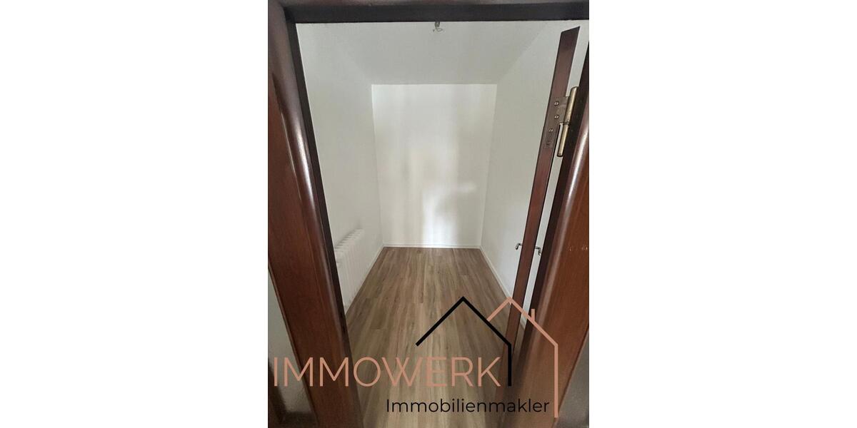 Erdgeschoßwohnung Minden - 3 Zimmer, 121 m&sup2;, 1.050&euro; | Angebot:25433175