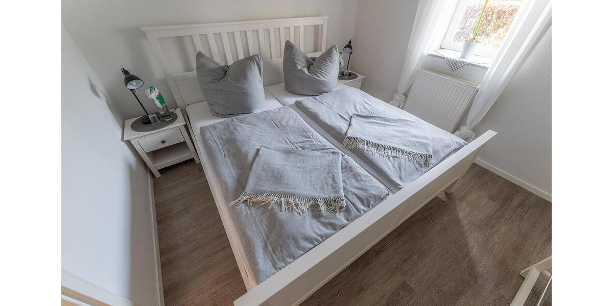 Erdgeschoßwohnung Zetel - 2 Zimmer, 54 m&sup2;, 650&euro; | Angebot:26702325