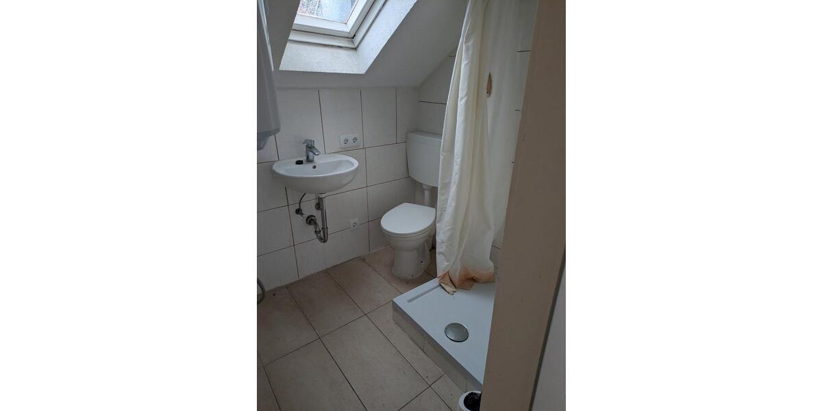 Dachgeschoßwohnung Bad Ditzenbach - 1 Zimmer, 24 m&sup2;, 310&euro; | Angebot:26380270