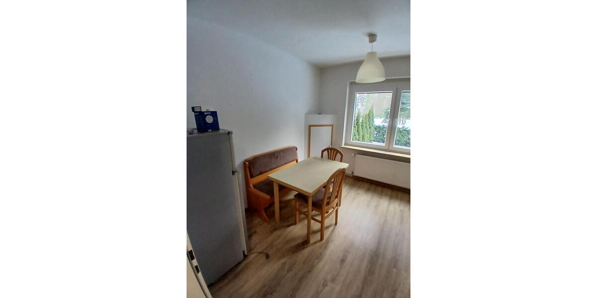Etagenwohnung Westerstede - 3 Zimmer, 100 m&sup2;, 900&euro; | Angebot:24850246