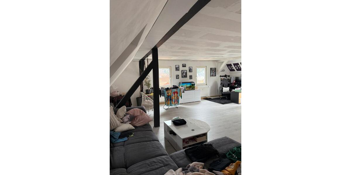 Dachgeschoßwohnung Steinwiesen - 3 Zimmer, 140 m&sup2;, 650&euro; | Angebot:26145535