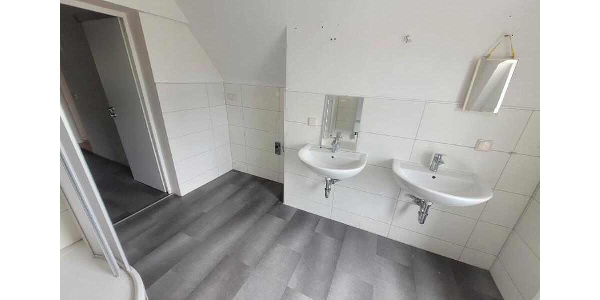 Dachgeschoßwohnung Beilrode - 4 Zimmer, 84 m&sup2;, 450&euro; | Angebot:26659870