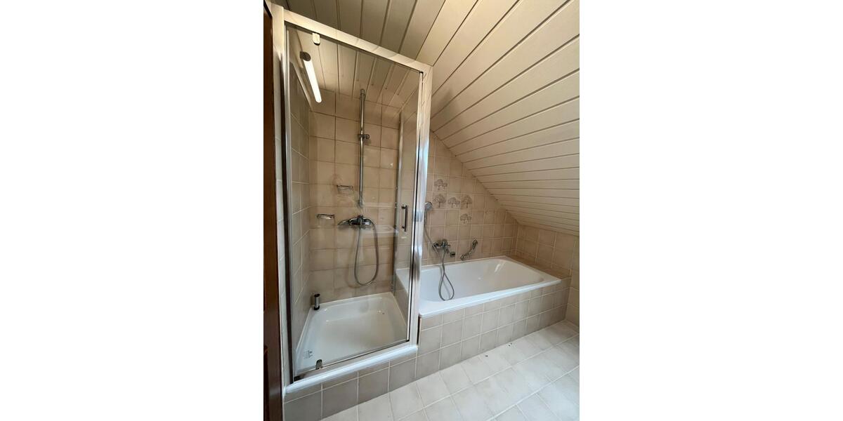 Dachgeschoßwohnung Neunburg vorm Wald - 4 Zimmer, 88 m&sup2;, 650&euro; | Angebot:24415537