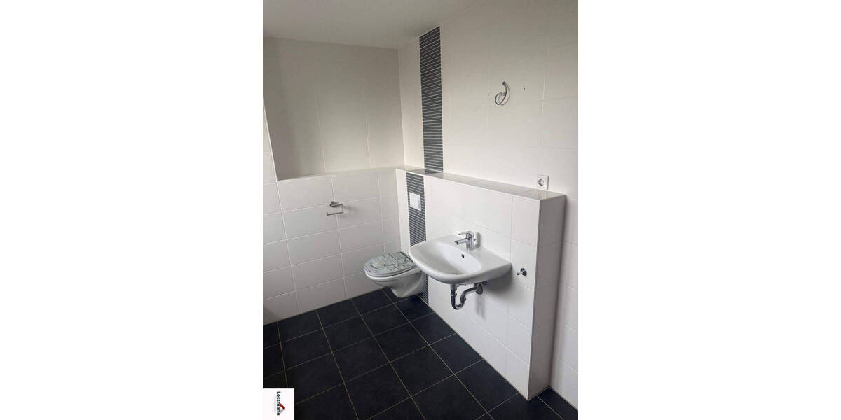 Reihenmittelhaus Feucht - 6 Zimmer, 152 m&sup2;, 1.500&euro; | Angebot:26730698