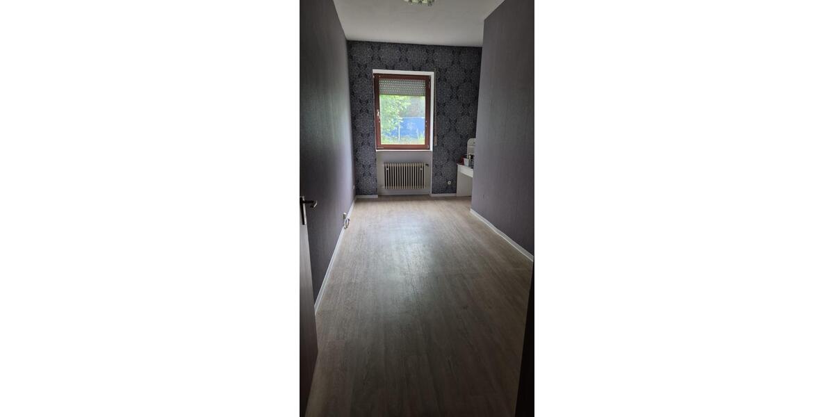 Erdgeschoßwohnung Zweibrücken - 4 Zimmer, 112 m&sup2;, 1.050&euro; | Angebot:26536484