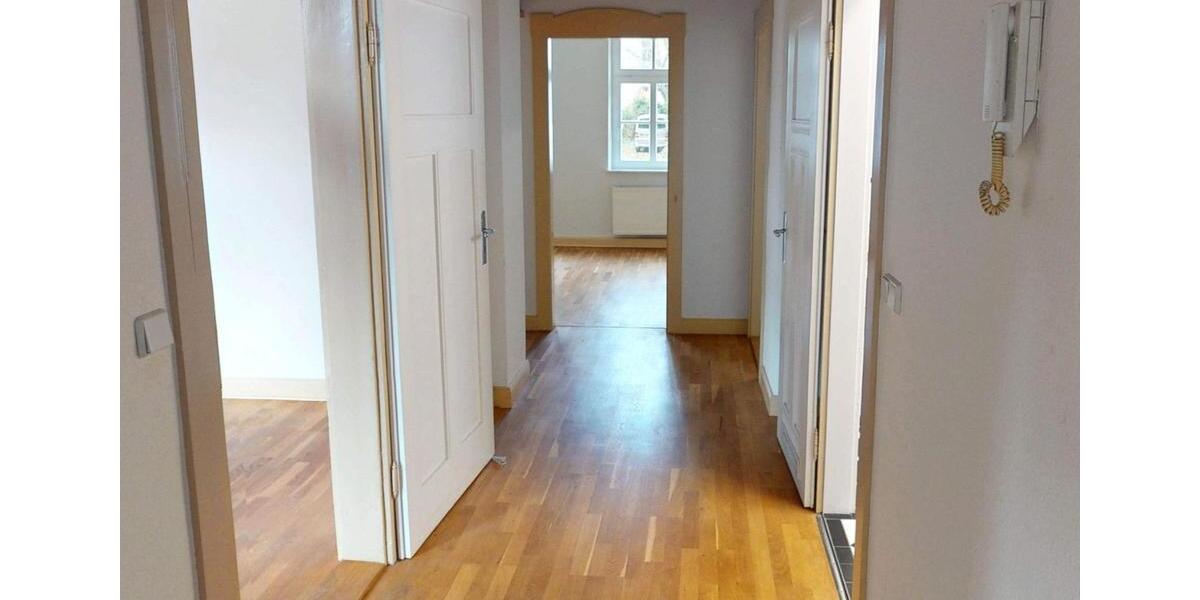 Hochparterre Weimar - 4 Zimmer, 104 m&sup2;, 1.150&euro; | Angebot:24997159