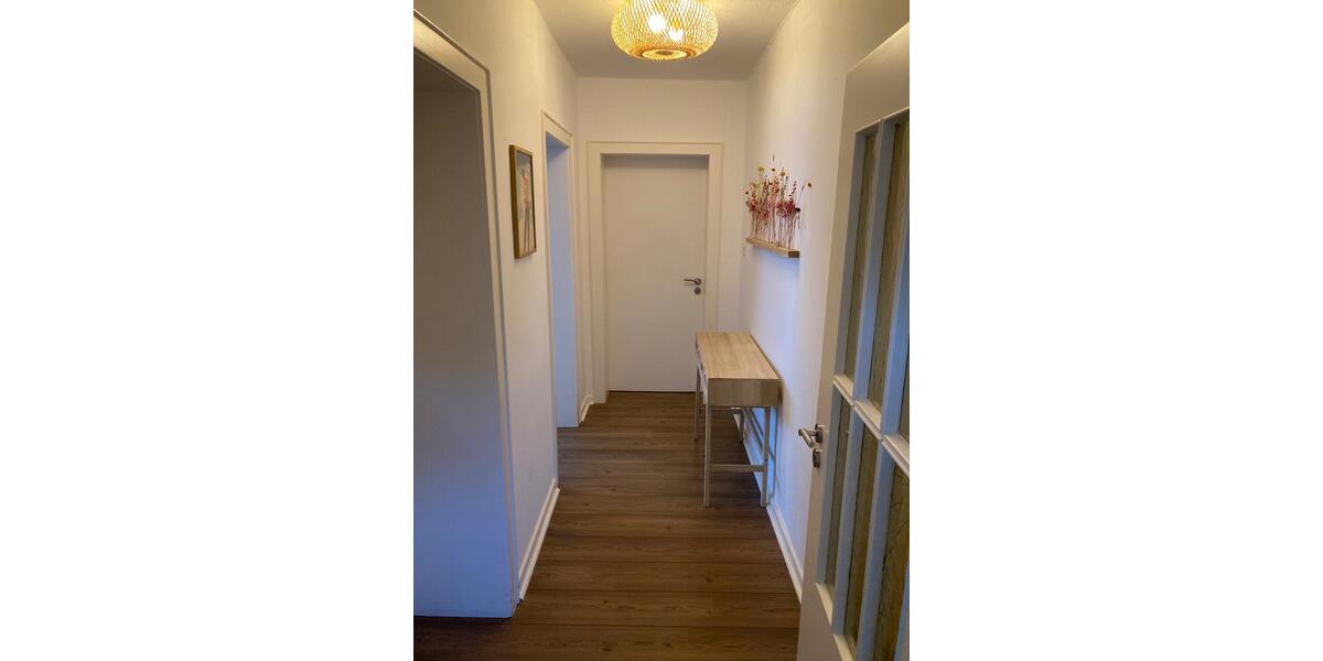 Wohnen auf Zeit Olpe - 7 Zimmer, 160 m&sup2;, 80&euro; | Angebot:26438470