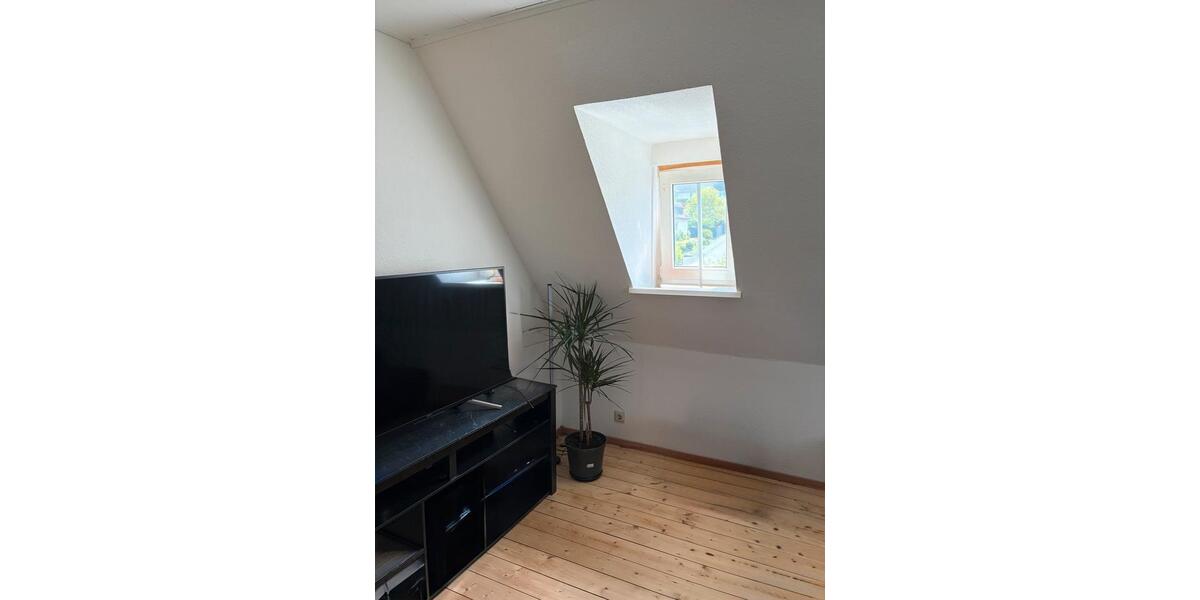 Dachgeschoßwohnung Waldbröl - 2 Zimmer, 47 m&sup2;, 420&euro; | Angebot:26564958