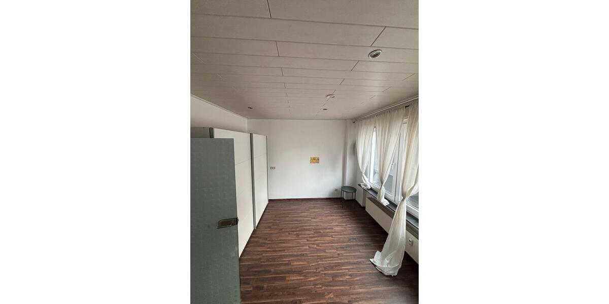 Erdgeschoßwohnung Rüsselsheim am Main - 2 Zimmer, 60 m&sup2;, 1.050&euro; | Angebot:25902132