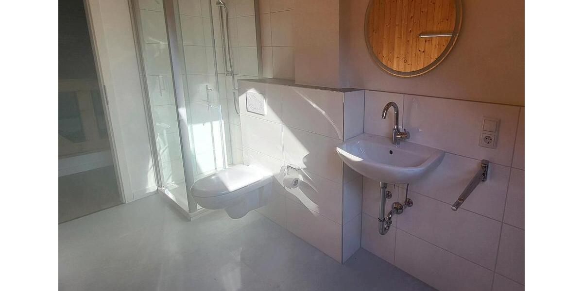 Dachgeschoßwohnung Altenahr - 3 Zimmer, 95 m&sup2;, 800&euro; | Angebot:25550864