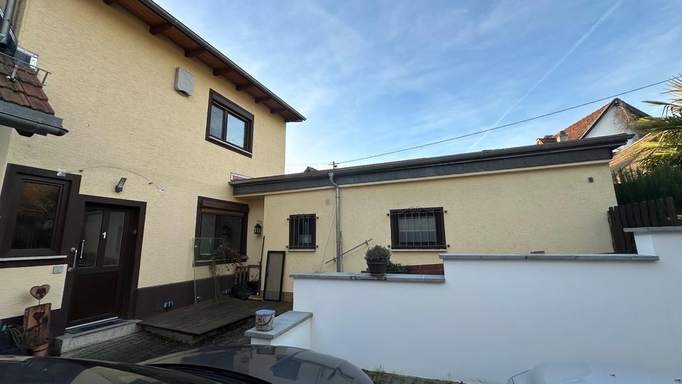 4-Zimmer Doppelhaushälfte in Ortsrandlage, Kloppenheim, ca. 91qm 4 zimmer