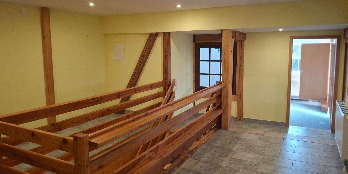 Bauernhaus, Landhaus Remmels - 8 Zimmer, 300 m&sup2;, 1.950&euro; | Angebot:25770396