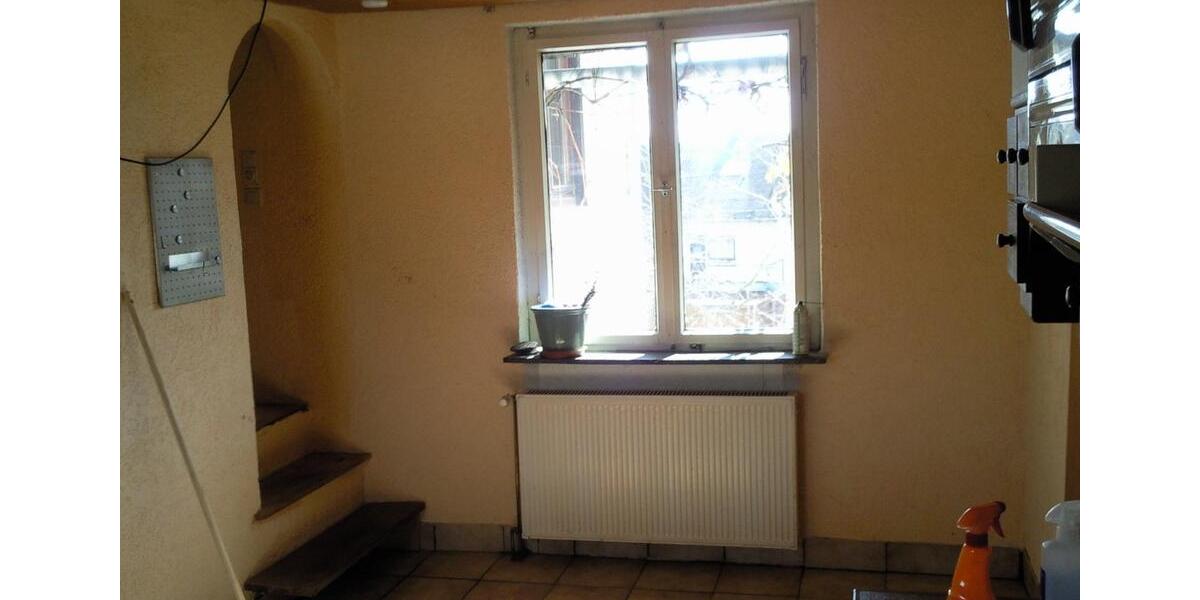 Etagenwohnung Greifenstein - 2 Zimmer, 50 m&sup2;, 8&euro; | Angebot:26598370