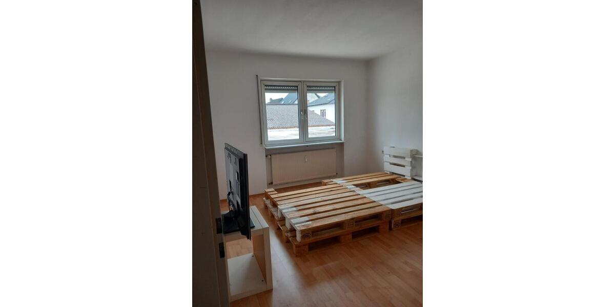 Etagenwohnung Zweibrücken - 3 Zimmer, 70 m&sup2;, 500&euro; | Angebot:26368692
