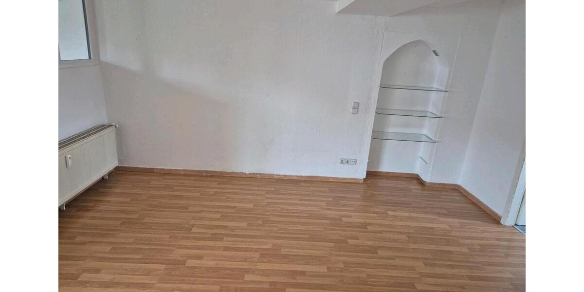 Erdgeschoßwohnung Reutlingen - 2.5 Zimmer, 70 m&sup2;, 850&euro; | Angebot:26049583