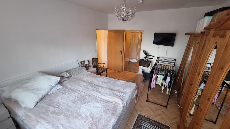 Zentrale, große 2 ZKBB 2 zimmer