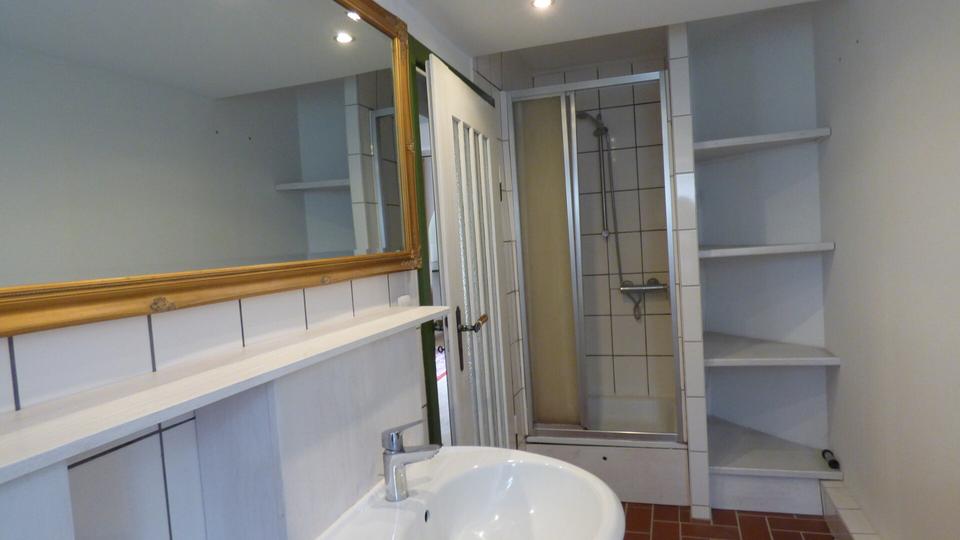 Dachgeschoßwohnung Weißenburg in Bayern - 2.5 Zimmer, 60 m&sup2;, 500&euro; | Angebot:26268472