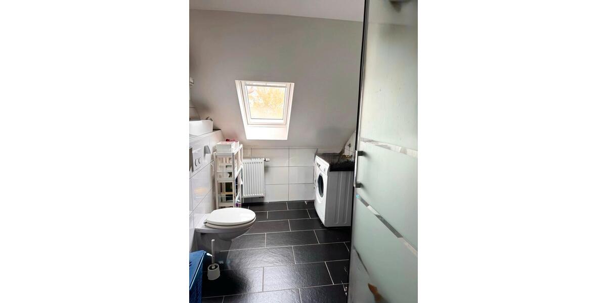 Dachgeschoßwohnung Kassel Nordshausen - 3 Zimmer, 72 m&sup2;, 900&euro; | Angebot:26593163