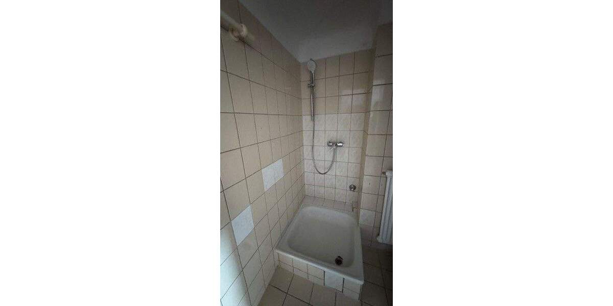 Etagenwohnung Saarbrücken St Johann - 3 Zimmer, 44 m&sup2;, 430&euro; | Angebot:24781439