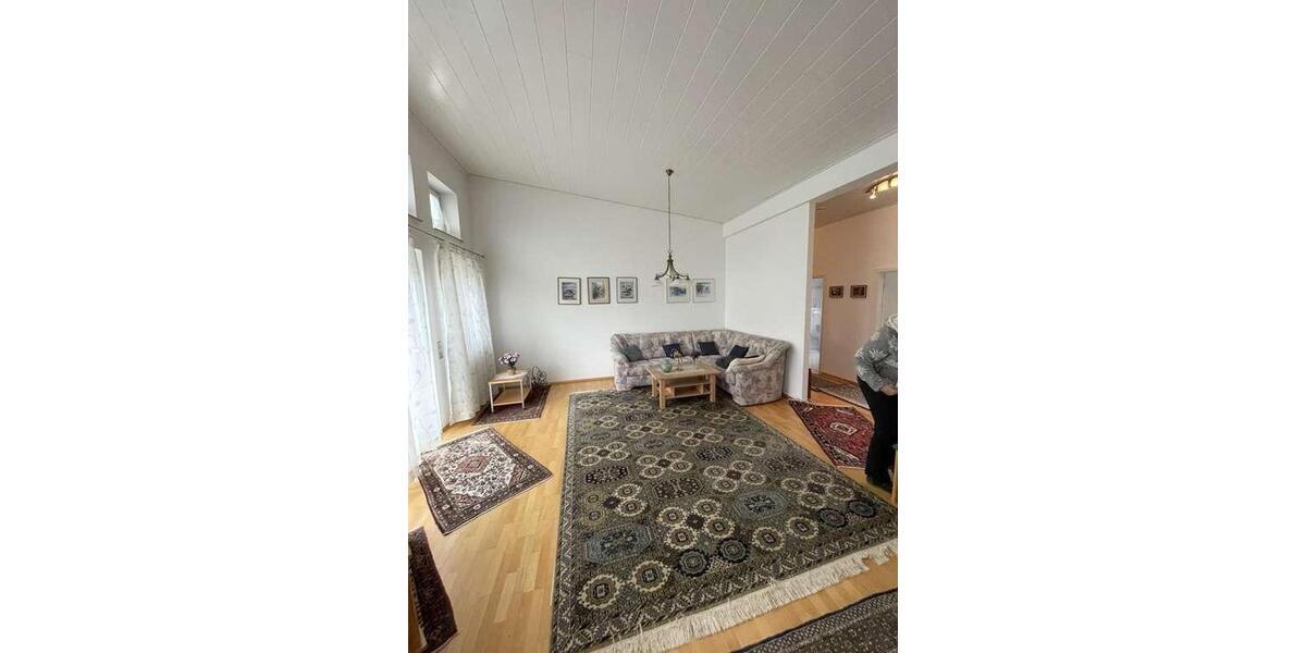 Dachgeschoßwohnung Bad Dürrheim - 2 Zimmer, 78 m&sup2;, 975&euro; | Angebot:26528700