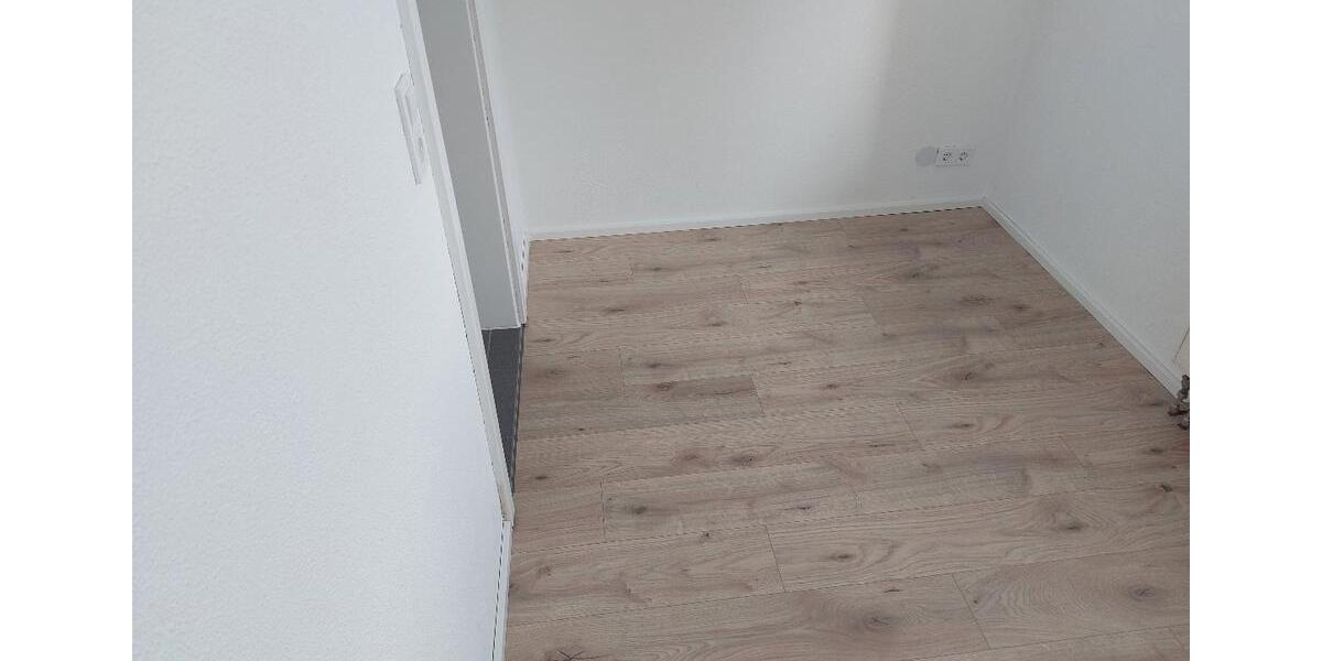 Erdgeschoßwohnung Kassel Fasanenhof - 3 Zimmer, 86 m&sup2;, 700&euro; | Angebot:26373432