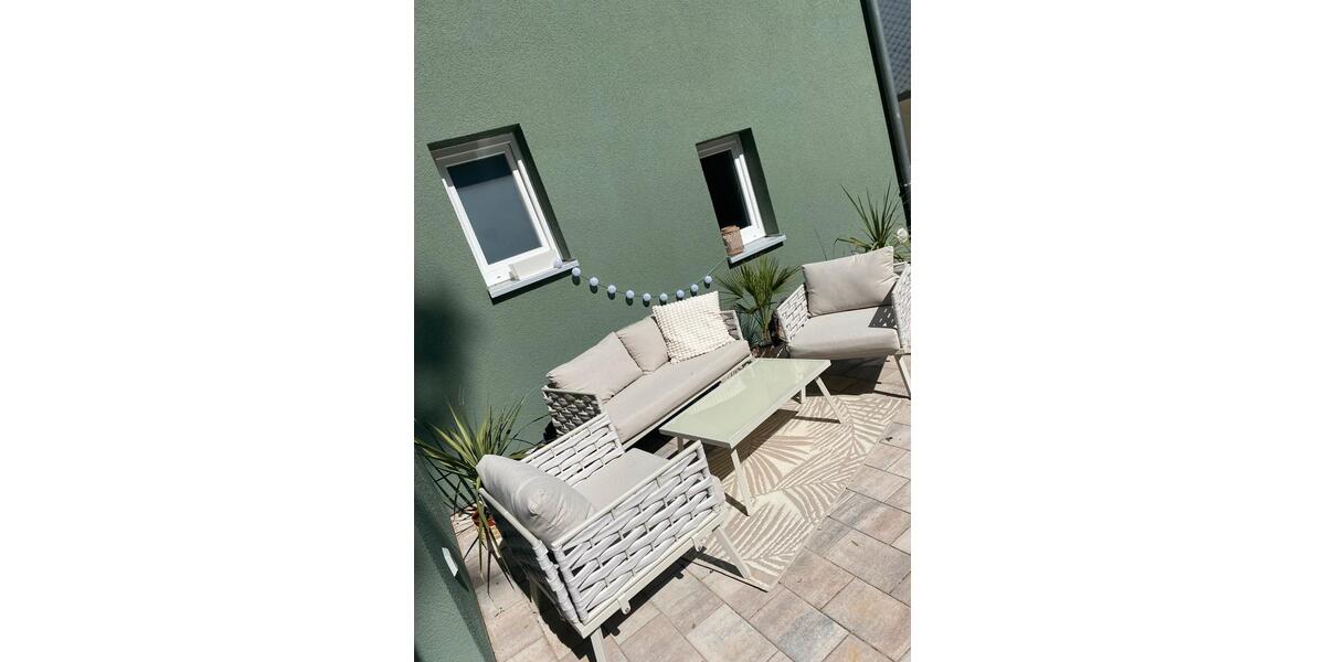 Erdgeschoßwohnung Suhl - 4 Zimmer, 110 m&sup2;, 1.100&euro; | Angebot:25310136